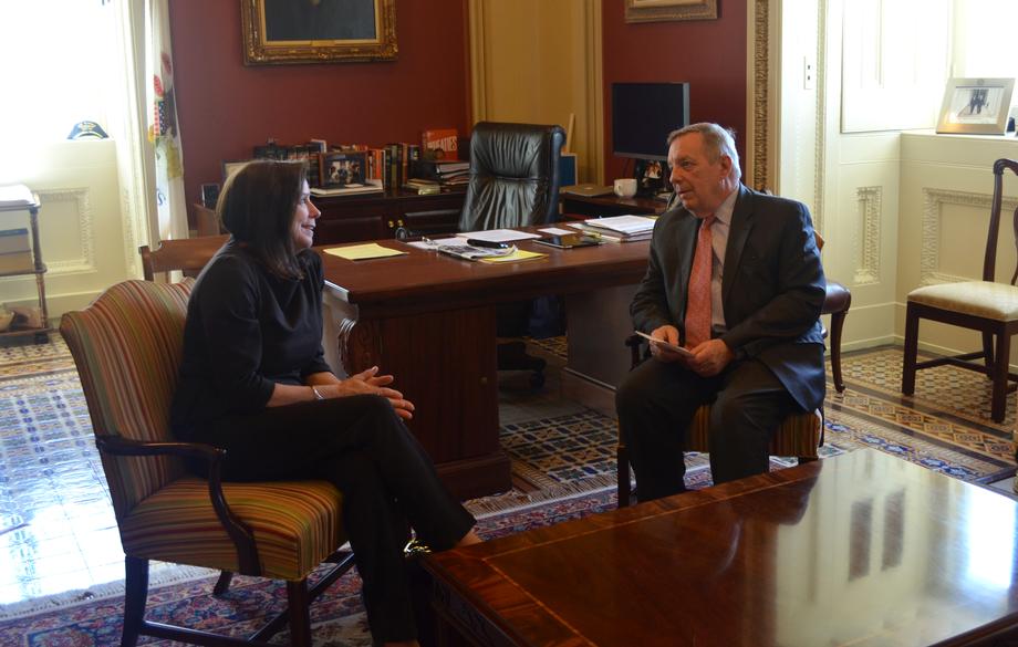 April 13th - Senator Durbin and Assistant Secretary of the Army Corps for Civil Works, Jo-Ellen Darcy, discussed Illinois infrastructure issues.