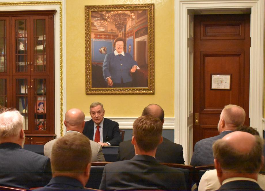 DURBIN MEETS WITH ILLINOIS FARM BUREAU PRESIDENT AND MEMBERS