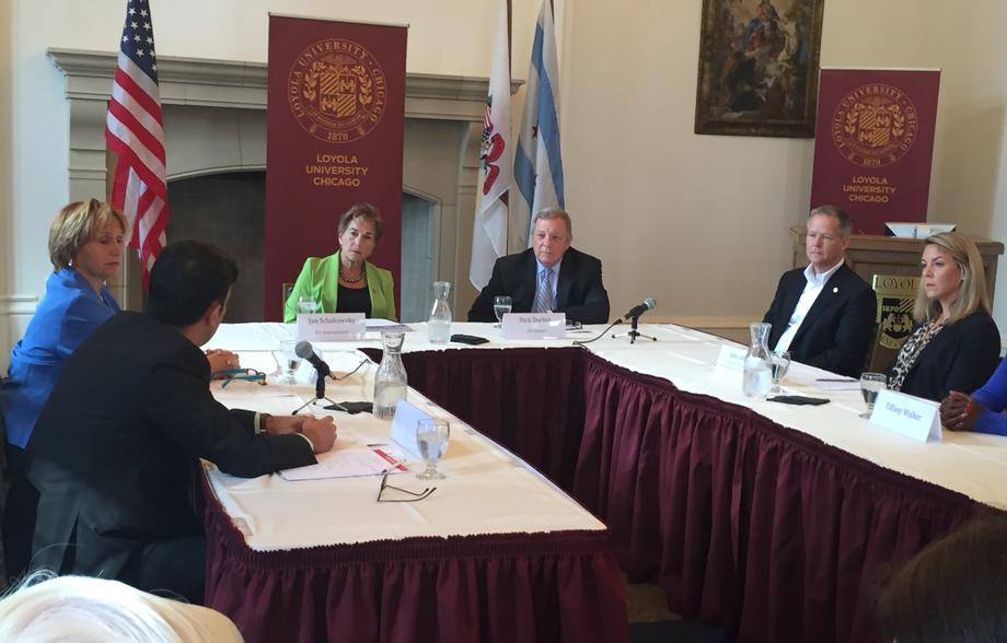 September 1, 2016 – Senator Durbin and Congresswoman Jan Schakowsky held a roundtable discussion at Loyola University Chicago to discuss their legislation to improve mental health services on college campuses