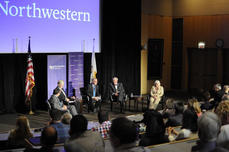 August 31, 2016 - Senator Durbin hosted a discussion about biomedical research funding with NIH Director Francis Collins at Northwestern University in Chicago