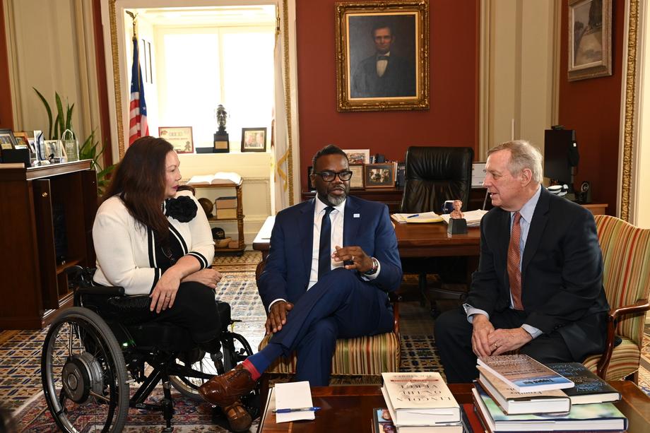 DURBIN, DUCKWORTH MEET WITH CHICAGO MAYOR-ELECT BRANDON JOHNSON