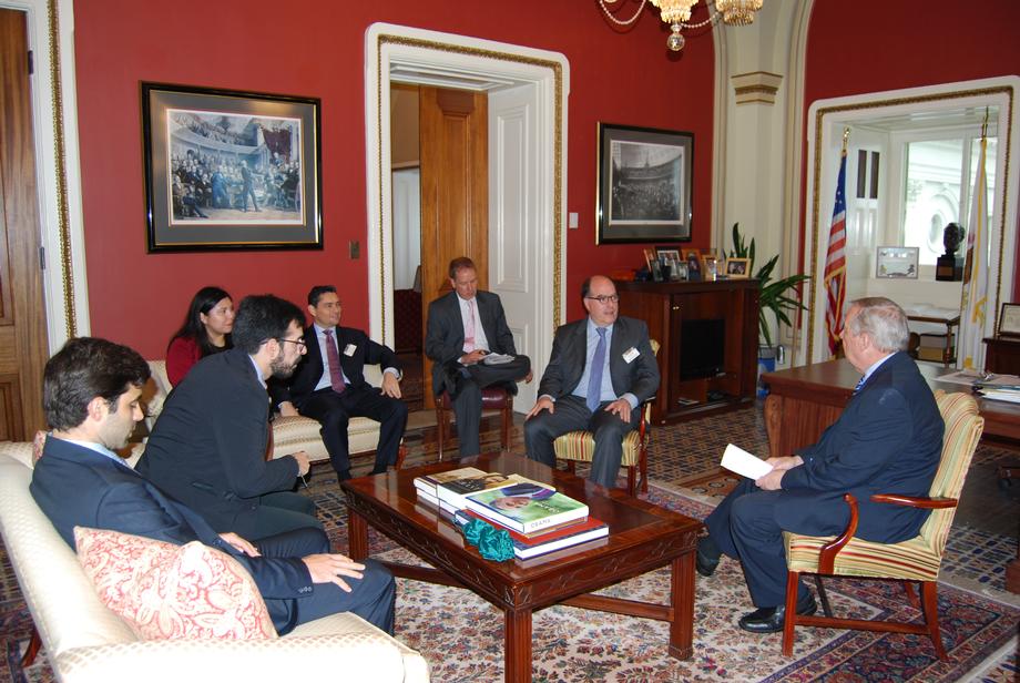 Durbin Meets With Top Venezuelan Diplomat & Foreign Minister For Guiadó Government