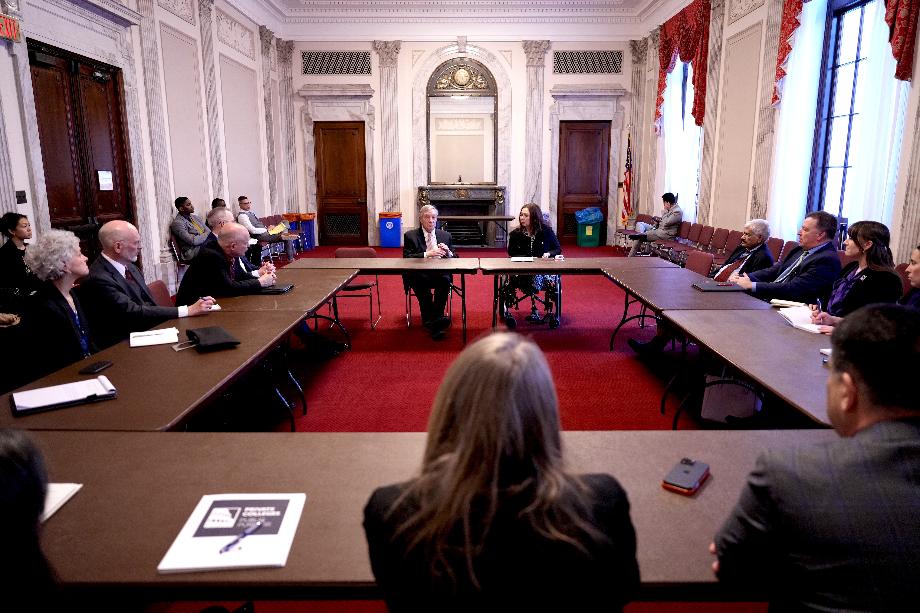 DURBIN, DUCKWORTH MEET WITH ILLINOIS UNIVERSITY LEADERS
