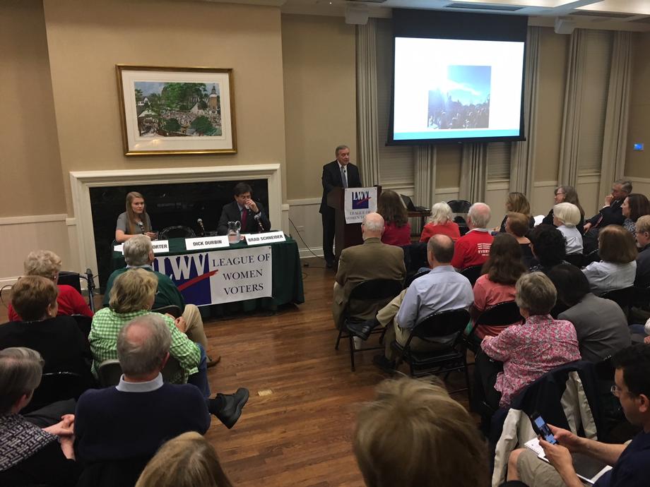May 2, 2018 - Senator Durbin participated in the League of Women Voters of Lake Forest/Lake Bluff Area’s program titled “Money in Politics: Its Impact on Gun Safety Policy.”
