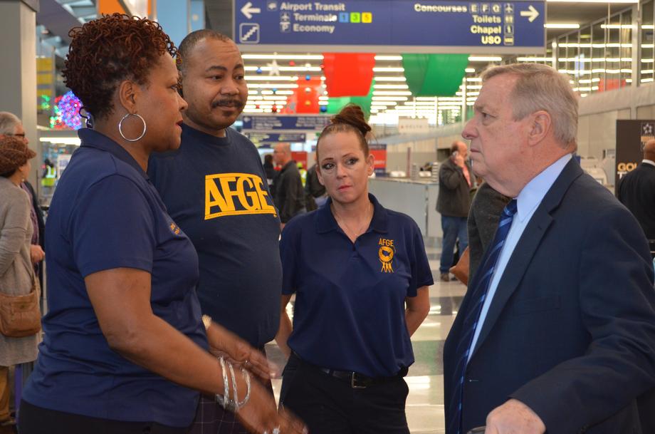 Durbin with TSA Employees at O'Hare Airport