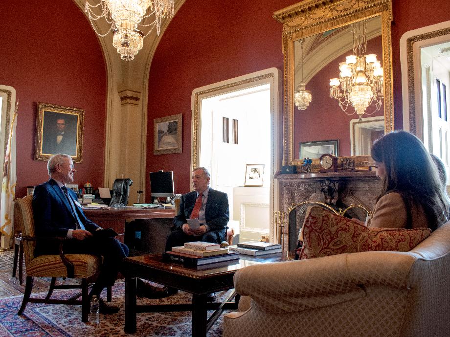 DURBIN MEETS WITH ARGONNE NATIONAL LAB DIRECTOR AS TRUMP ADMINISTRATION THREATENS FUTURE OF QUANTUM RESEARCH