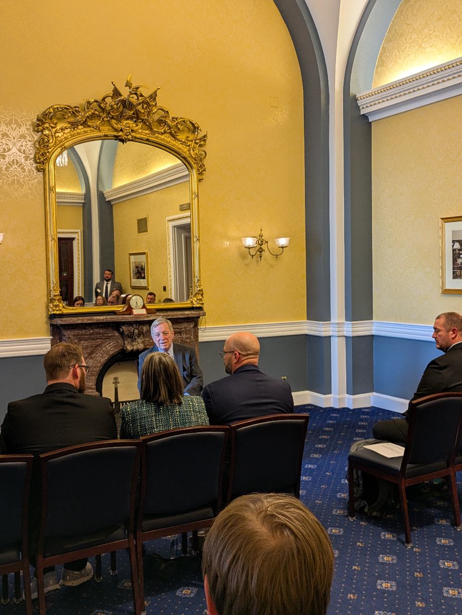 DURBIN MEETS WITH ILLINIOS FARM BUREAU IN WASHINGTON