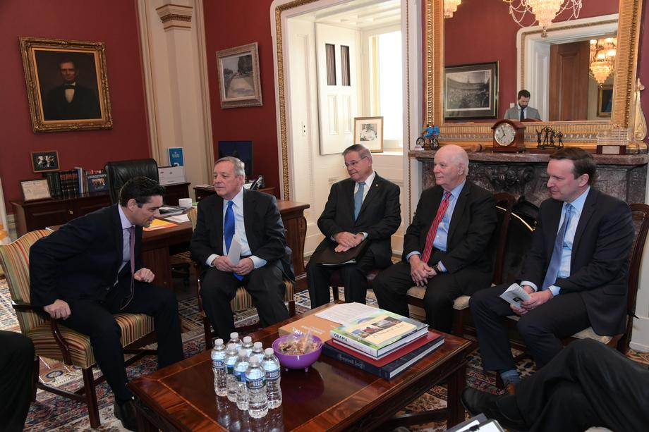 Durbin Meets Venezuelan Interim President's DC Representative