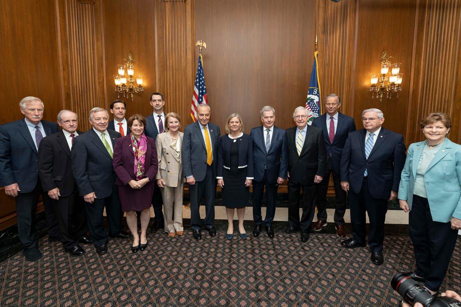 Durbin Meets With Swedish, Finnish, Lithuanian Leaders