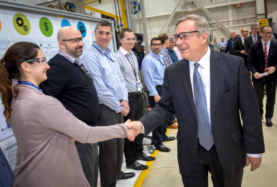 Durbin Visits Boeing's St. Louis Facility 