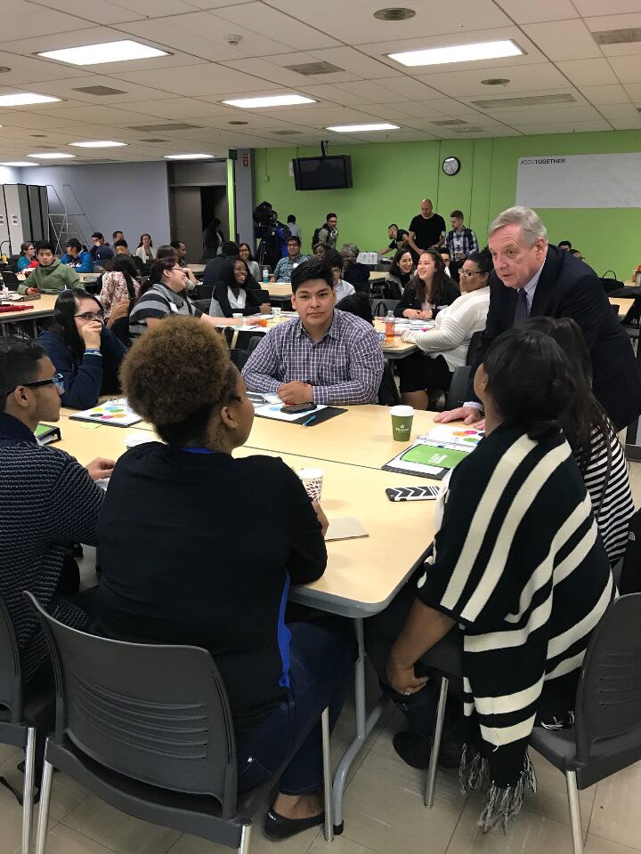 October 14, 2017 – Senator Durbin visited One Million Degrees at Truman College to see how they are helping low income community college students succeed in school and work.