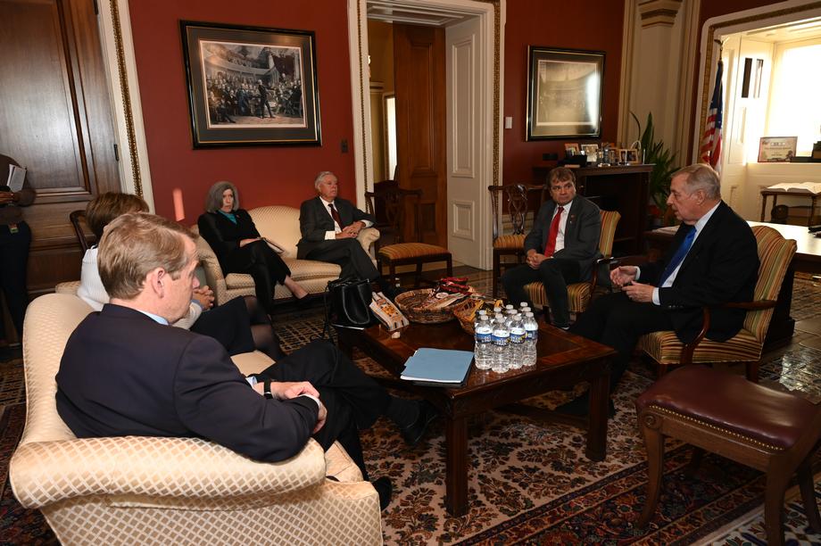 DURBIN HOSTS SENATE, HOUSE UKRAINE CAUCUS MEMBERS TO DISCUSS CONTINUED SUPPORT TOWARD UKRAINE